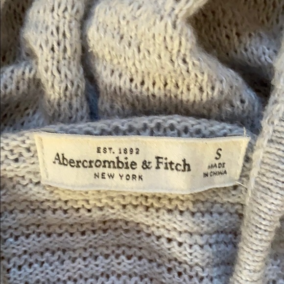 Abercrombie & Fitch Sweatshirt - Picture 4 of 6